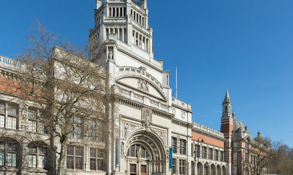 Victoria & Albert Museum