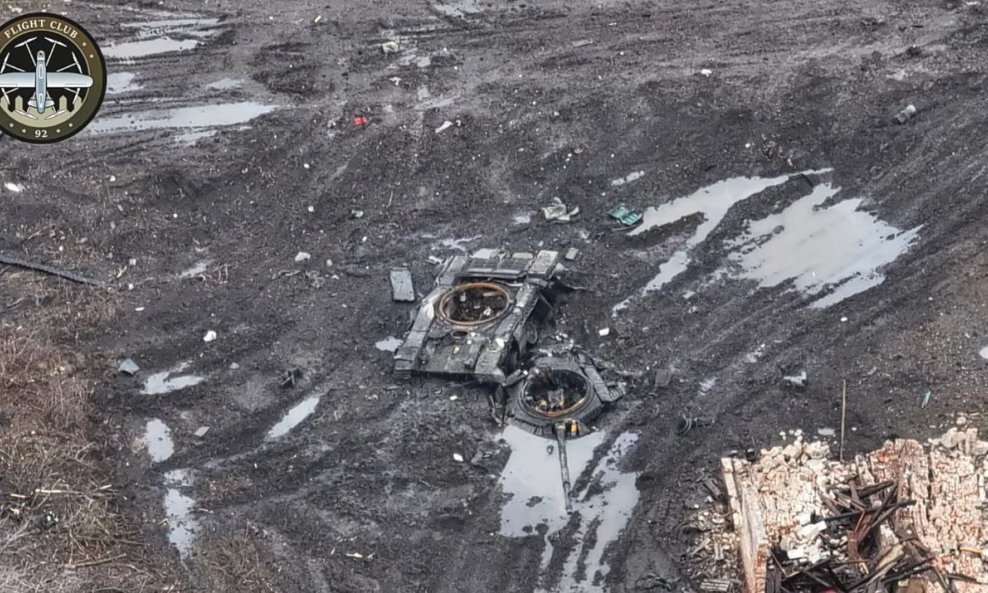 Tenk T-90M kojeg je uništila postrojba Aerozvidka