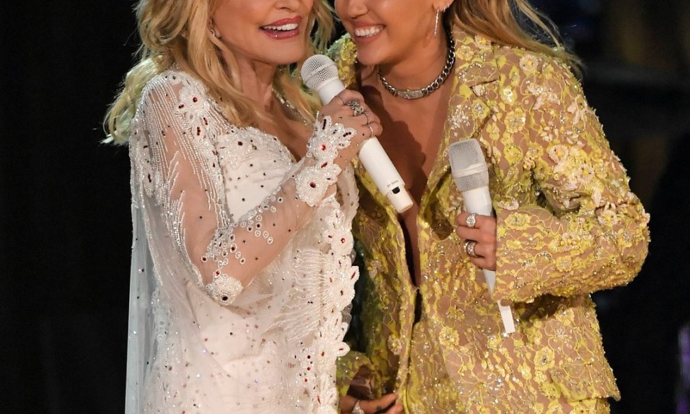 Dolly Parton i Miley Cyrus