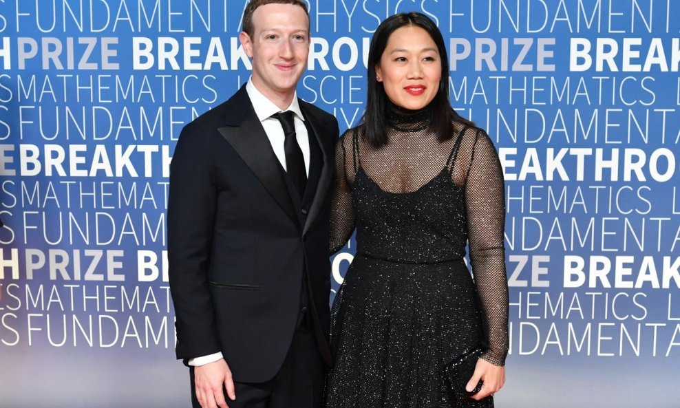 Mark Zuckerberg sa suprugom Priscillom Chan