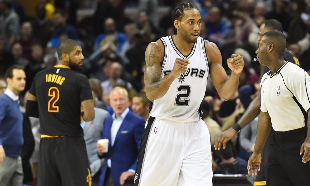 Kawhi Leonard (2) 
