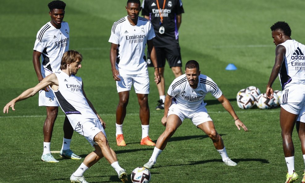 Aurelien Tchouameni (L), Luka Modrić, David Alaba i Eden Hazard