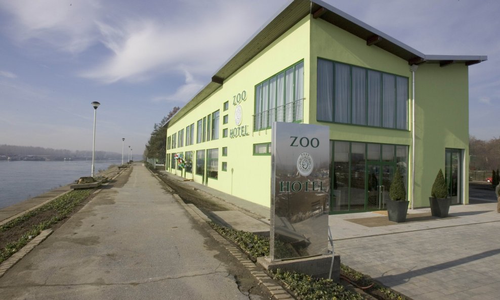 zoo hotel