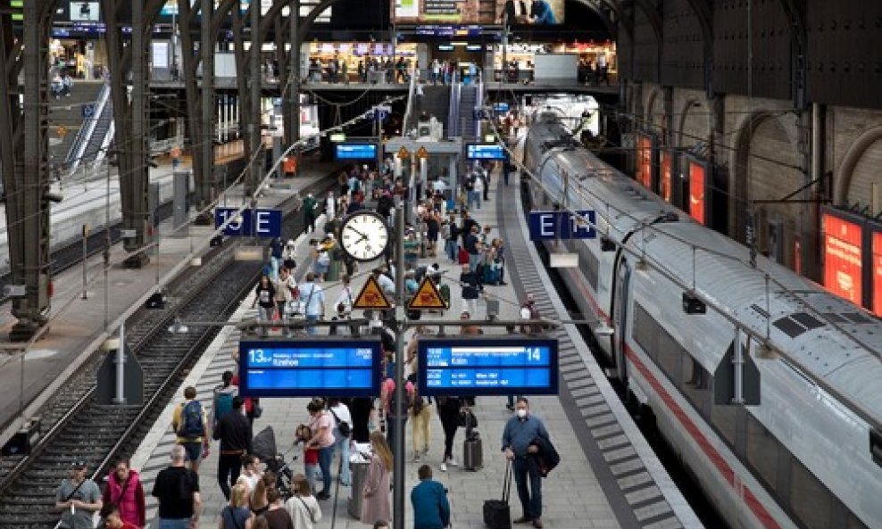 Glavni kolodvor u Hamburgu, Njemačka