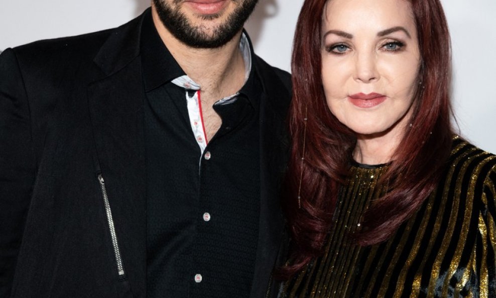 Navarone Garcia i Priscilla Presley