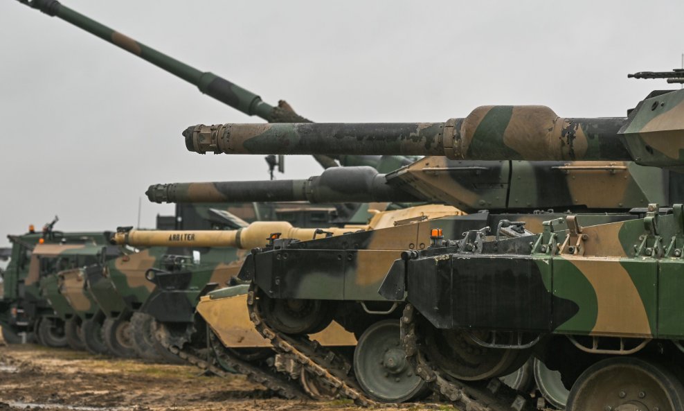 Poljski tenkovi na NATO-vim vježbama - ilustracija