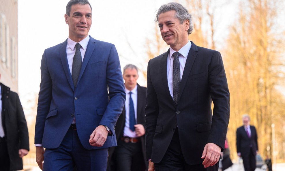 Pedro Sanchez i Robert Golob