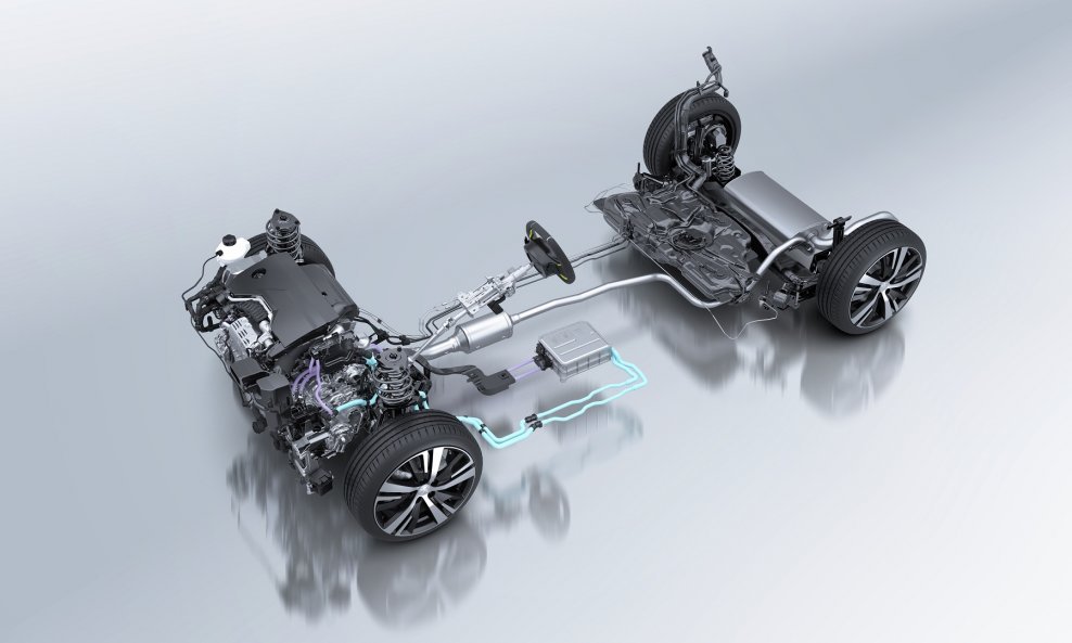 Peugeot predstavio svoju novu 48V hibridnu tehnologiju (na slici model 3008 Hybrid)
