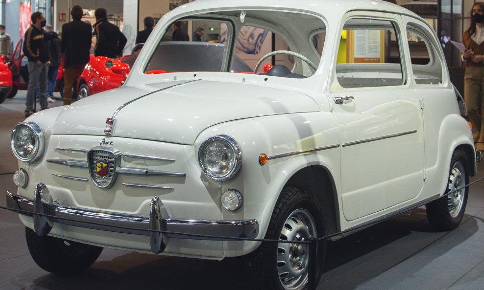 Fiat-Abarth 850 TC iz 1964. na Rétromobileu