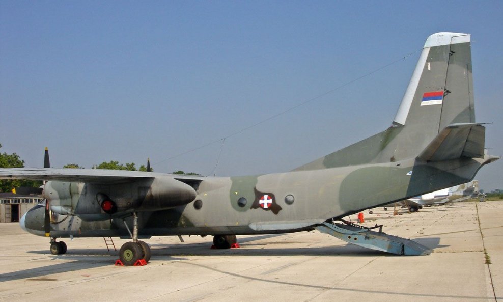 Transportni avion srbijanskog ratnog zrakoplovstva  