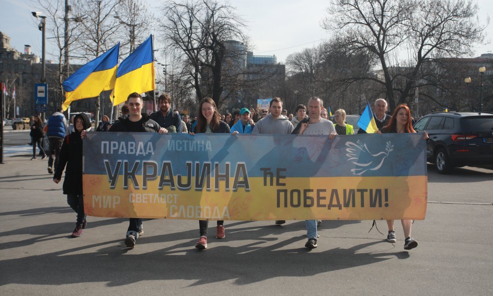 Veleposlanstvo Ukrajine u Beogradu organiziralo "Marš solidarnosti i mira - 365 dana nesalomljivosti"