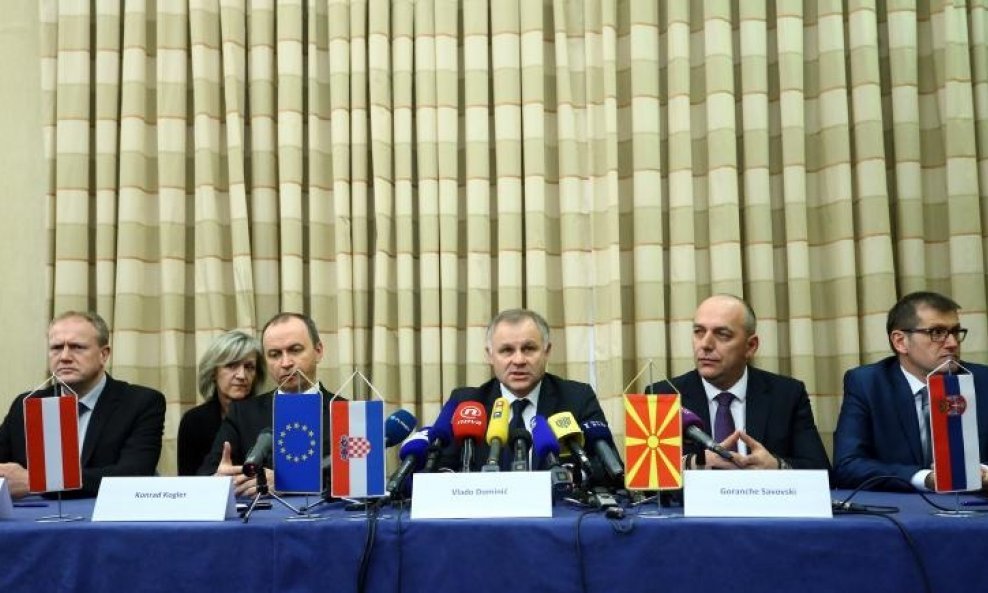  Marjan Fank, Konrad Kogler, Vlado Dominić, Goranche Savovski, Vladimir Rebić