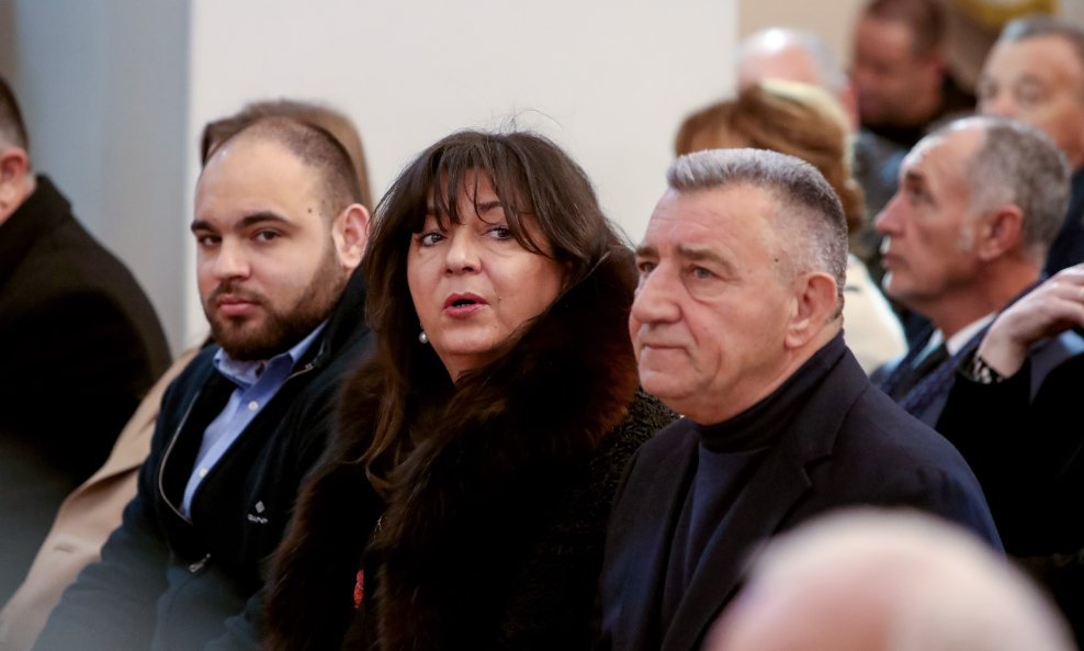 Ante Gotovina, Dunja Zloić Gotovina, Ante Gotovina mlađi