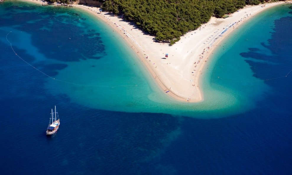 Plaža Zlatni rat na Braču