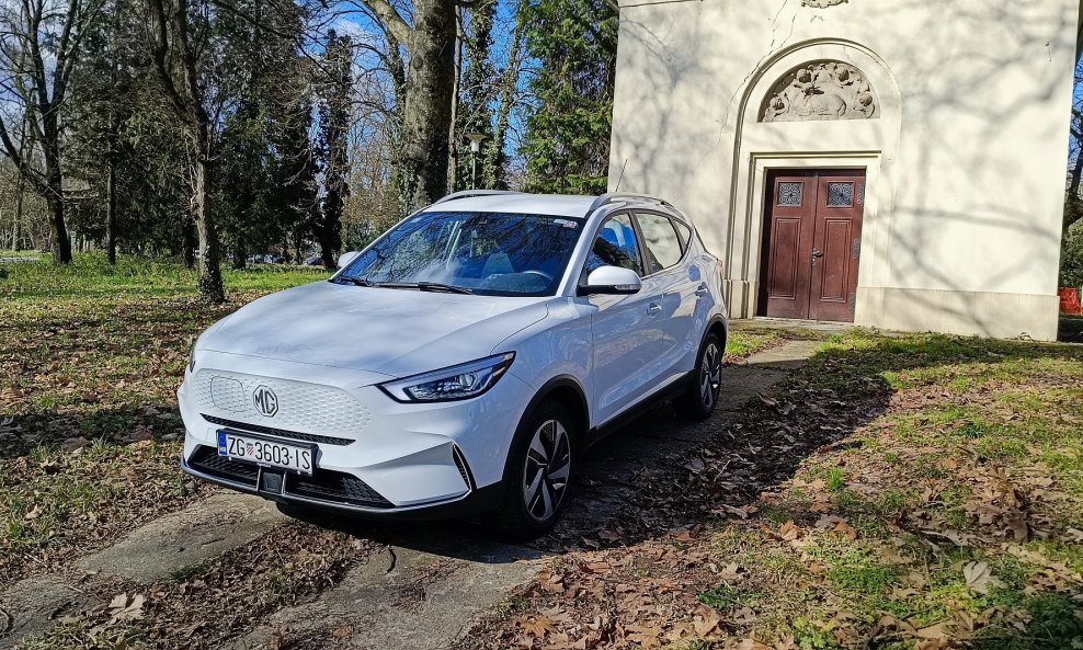 MG ZS EV Comfort Standard Range