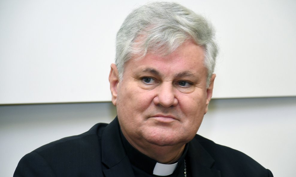 Sisački biskup Vlado Košić