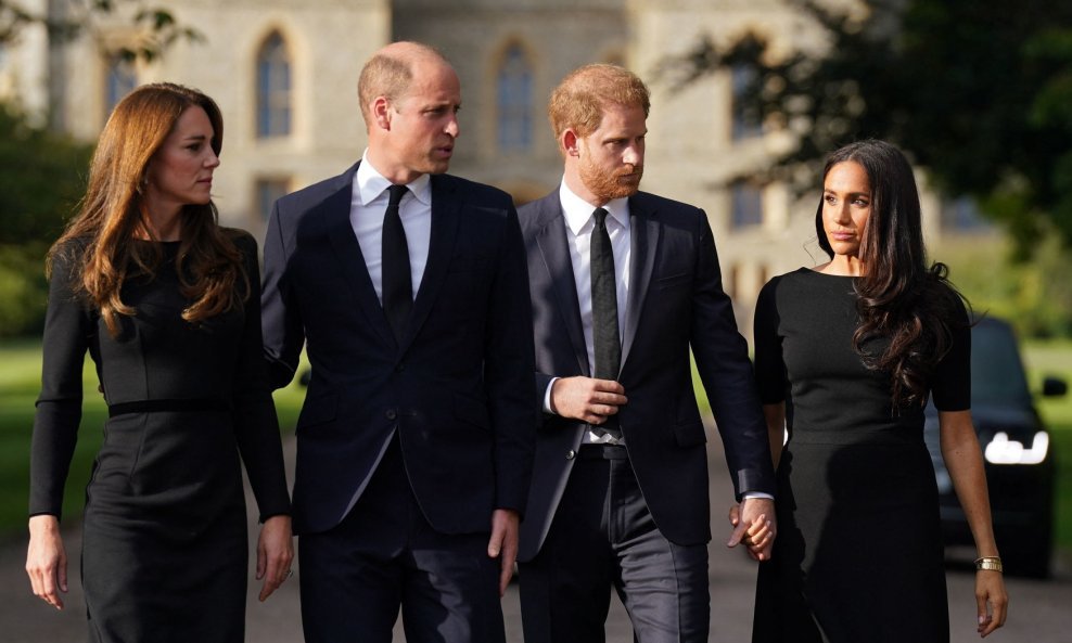 Kate Middleton, princ William, princ Harry i Meghan Markle