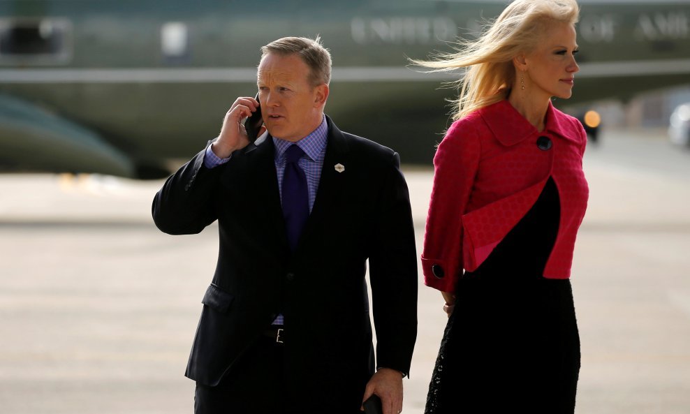 Sean Spicer i Kellyanne Conway