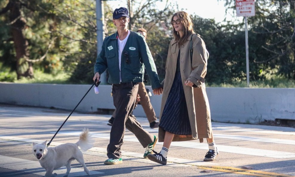 Kaia Gerber i Austin Butler nose Adidas Gazelle tenisice