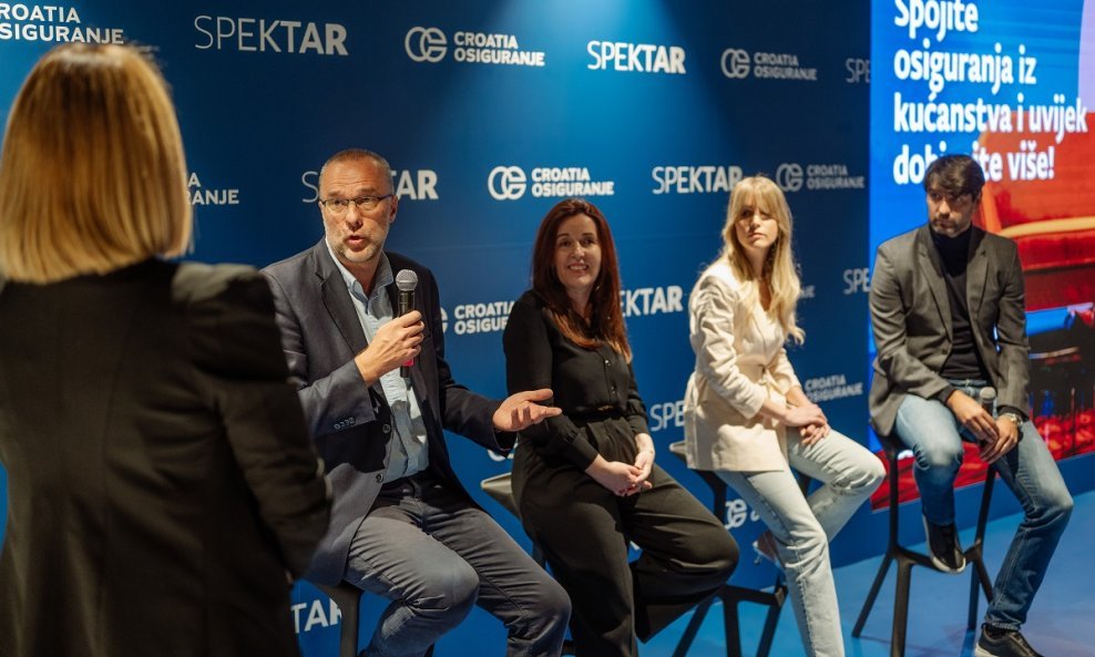Davor Tomašković, Vera Pećar, Dajana Barbić i Vedran Ćorluka