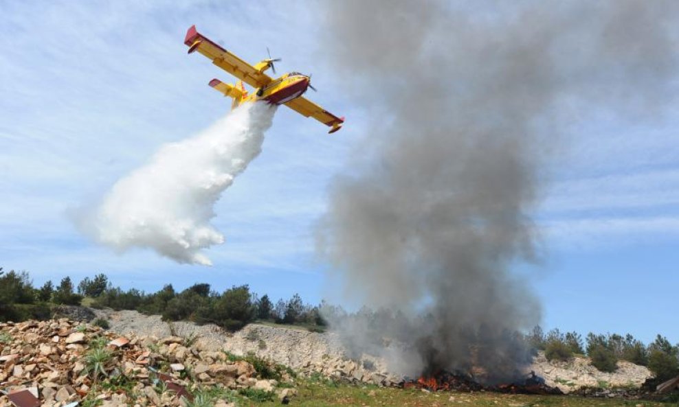 Kanaderi u akciji (23)