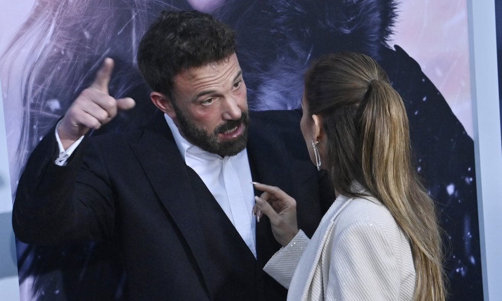 Ben i Jennifer na premijeri filma