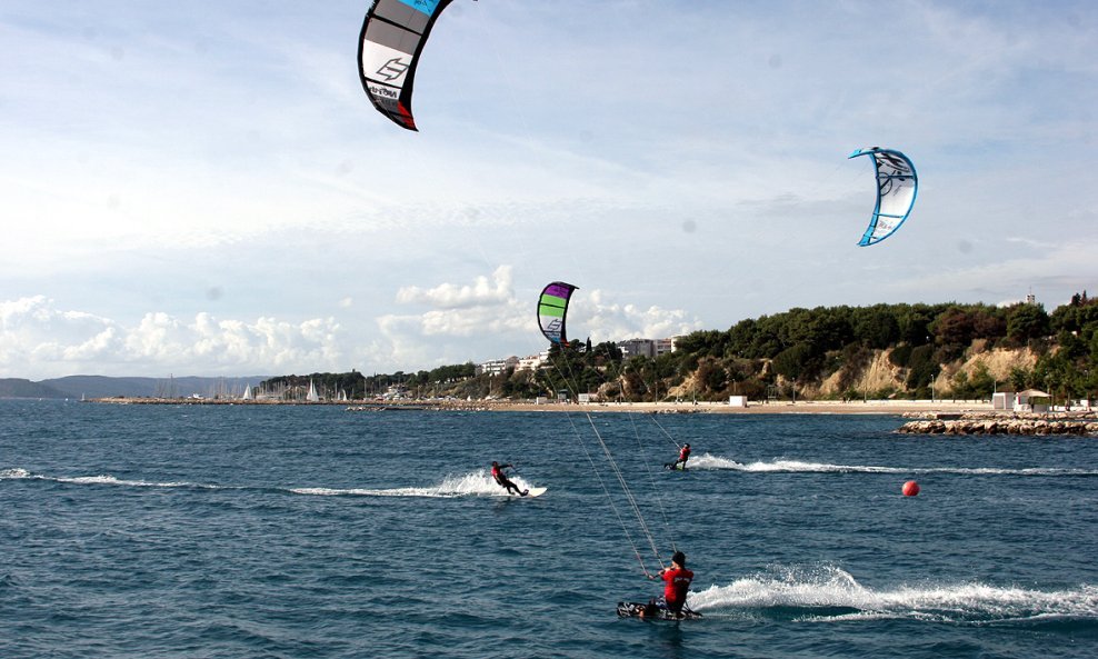 kite-surfer