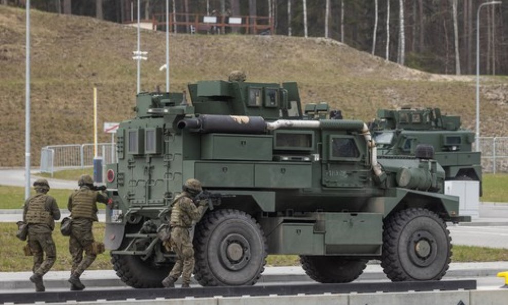 Amerikanci su poslali više od 500 oklopnih vozila MRAP Ukrajini