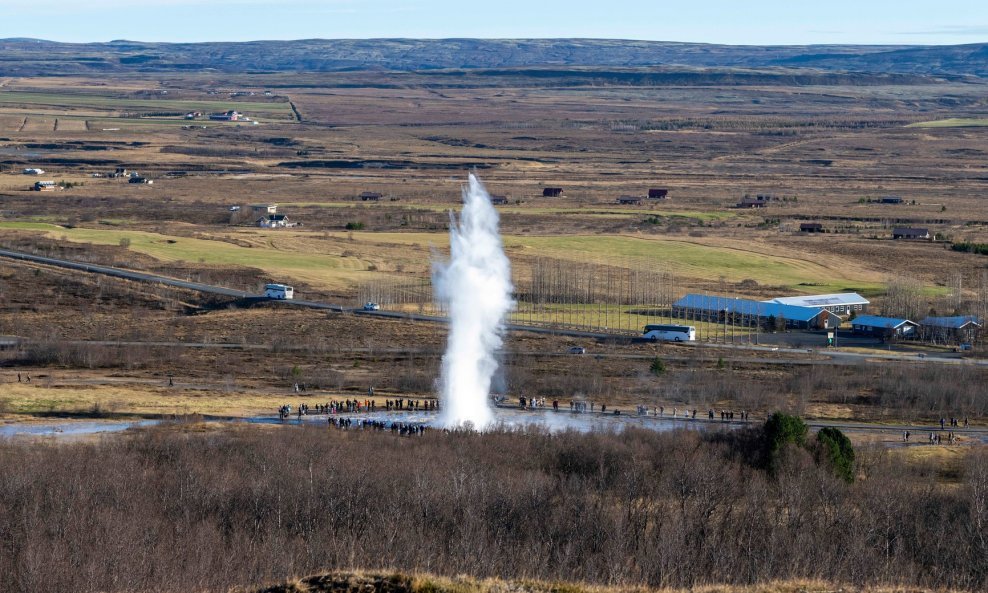Geotermalne vode na Islandu (ilustracija