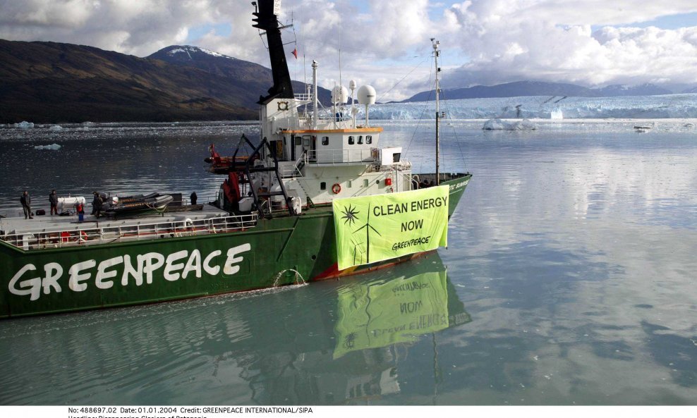 Greenpeace brod 'Arctic sunrise'