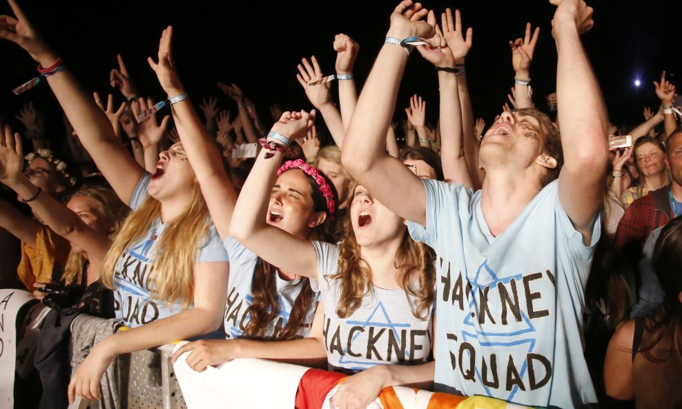 Publika tijekom nastupa Florence and the Machine na INmusic festivalu 2016.