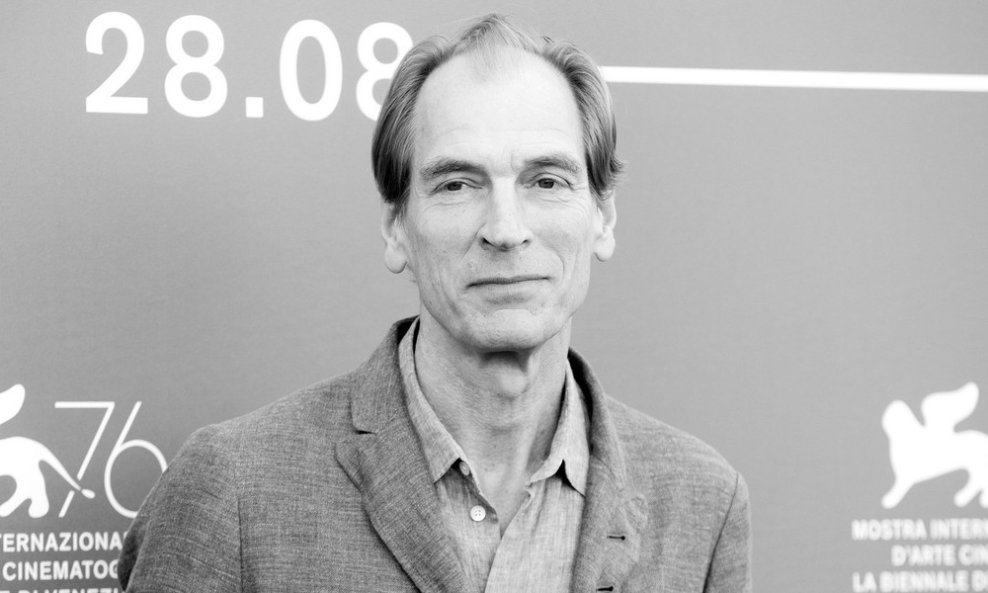 Julian Sands