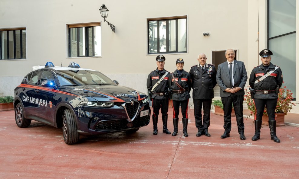 Alfa Romeo Tonale u službi talijanskih karabinjera