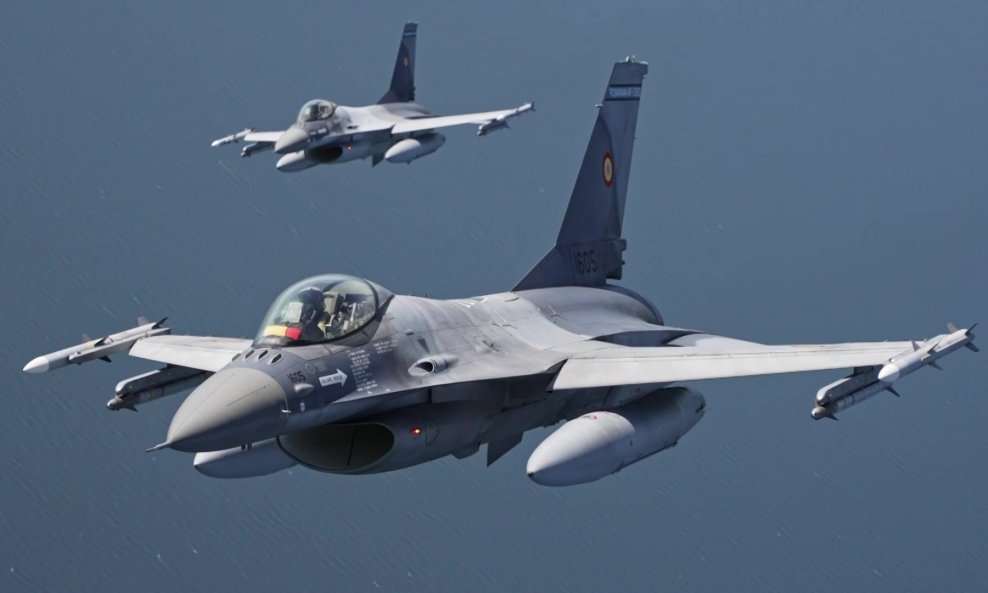 Rumunjski F-16 u operaciji air policinga iznad Baltika