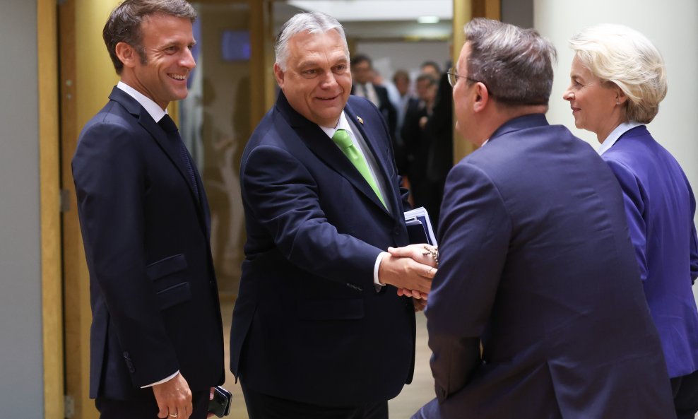 Emmanuel Macron, Viktor Orban, Xavier Bettel i Ursula von der Leyen