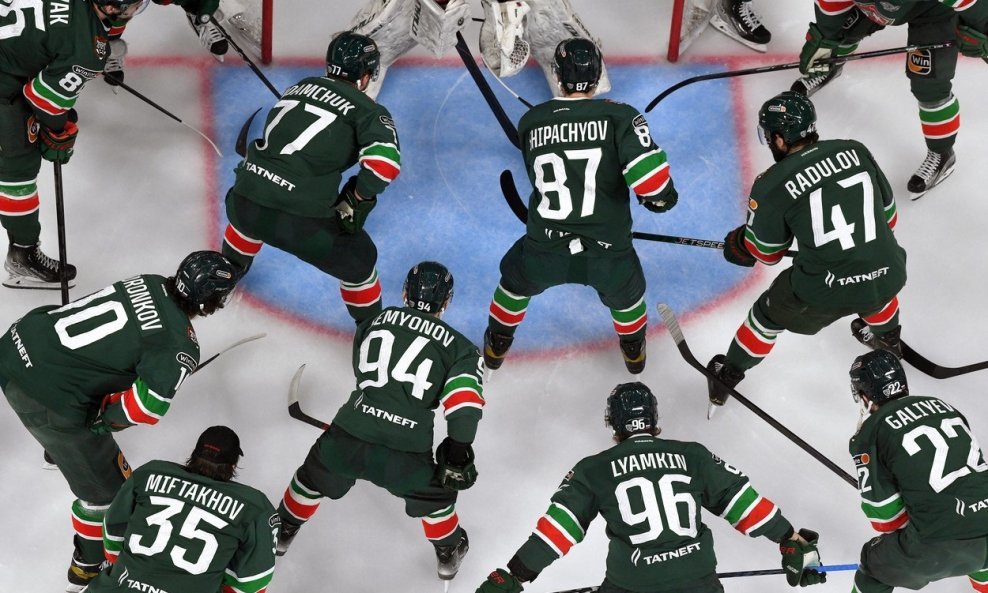 Ruski hokejaši (ilustracija)