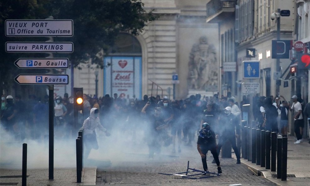 Neredi u Marseilleu