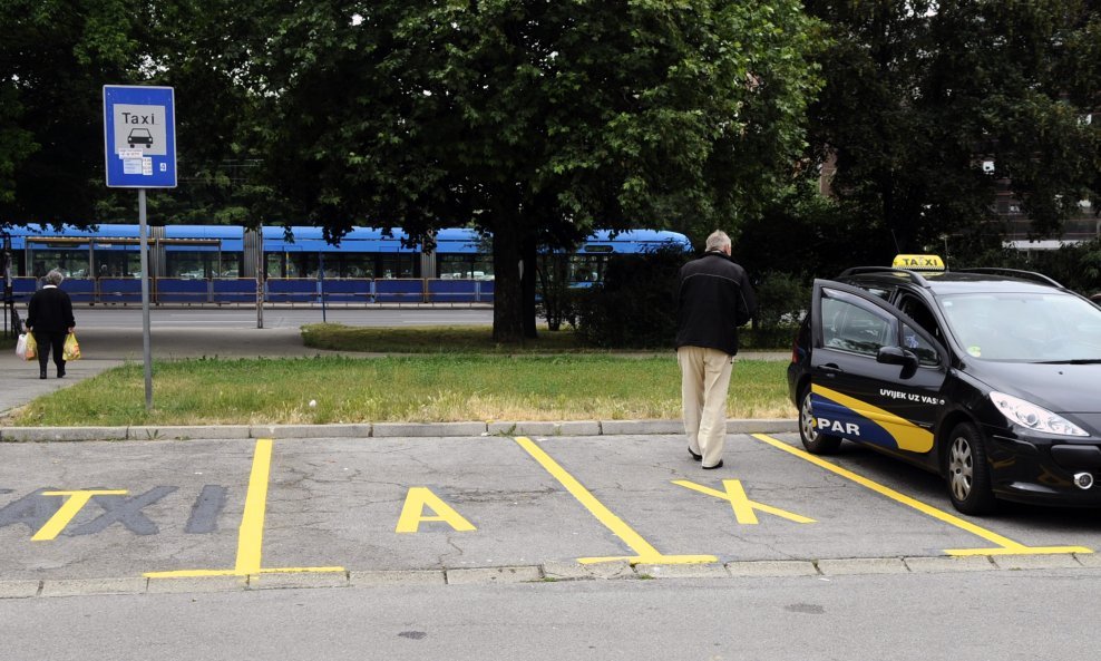 taxi parking