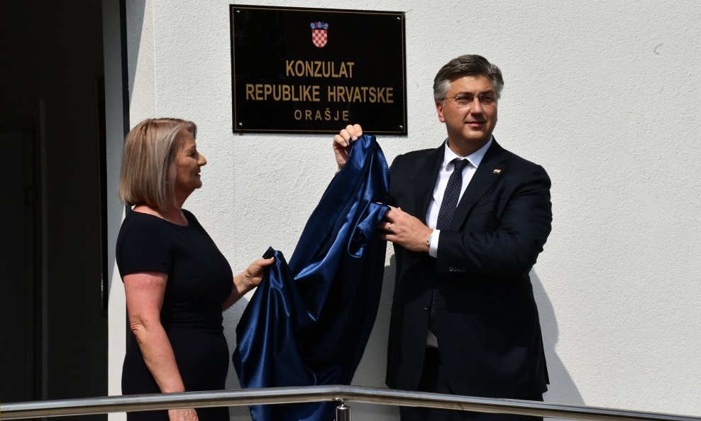 Konzulat RH u Orašju