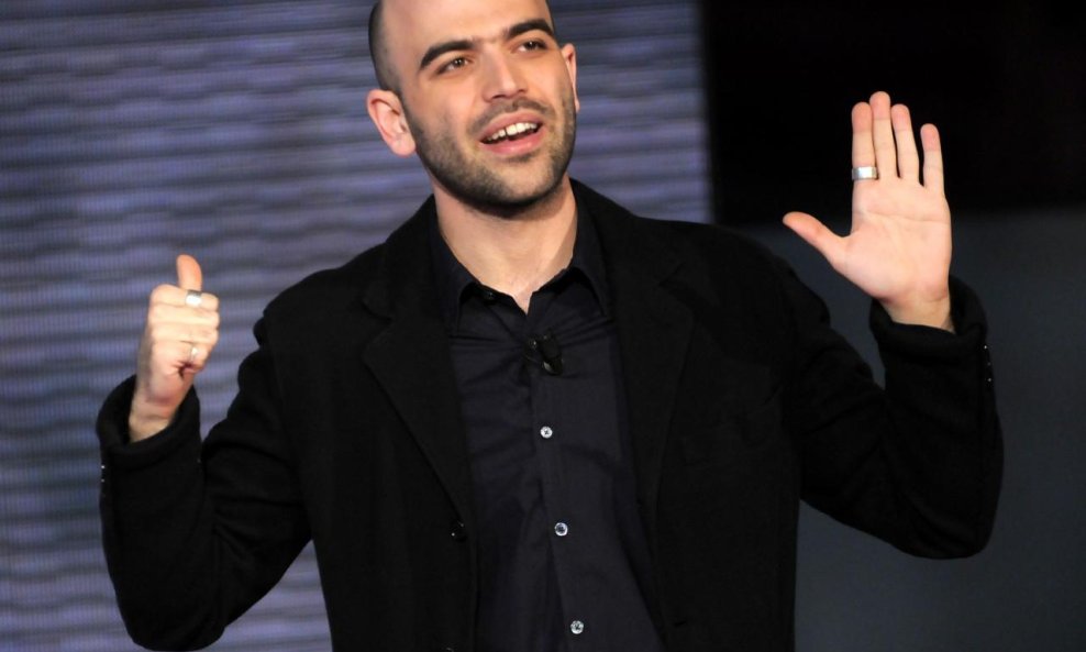 ROBERT SAVIANO