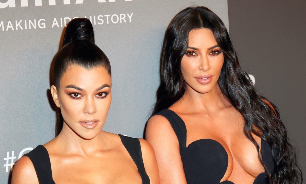 Kourtney i Kim Kardashian