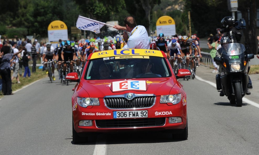 Škoda Superb 1. generacija (2004.) direktora utrke Tour de France