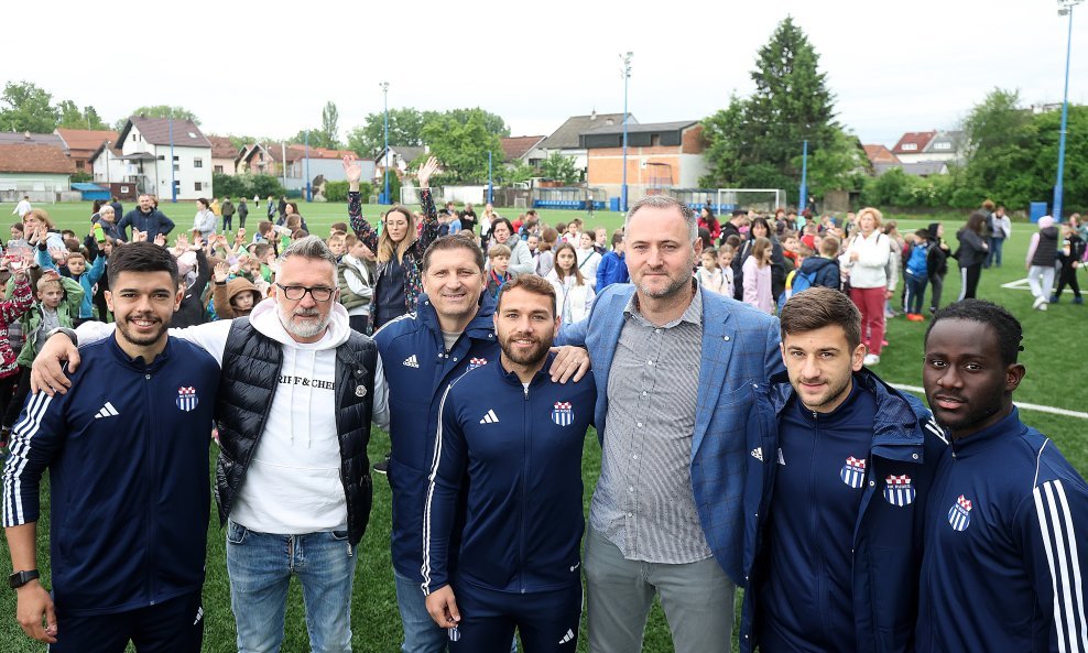 Slijeva: Araujo, Komljenović, Marić, Pasariček, Šimunić, Srbljinović i Oddei