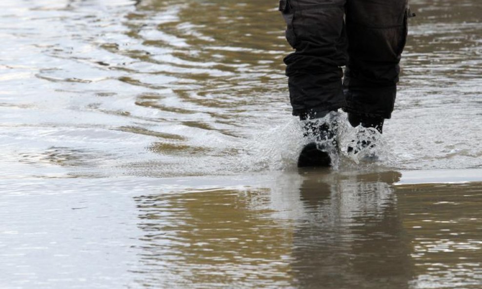 Cestica - Rijeka Drava izlila se kod mjesta Otok Virje i poplavila tridesetak kuća (21)