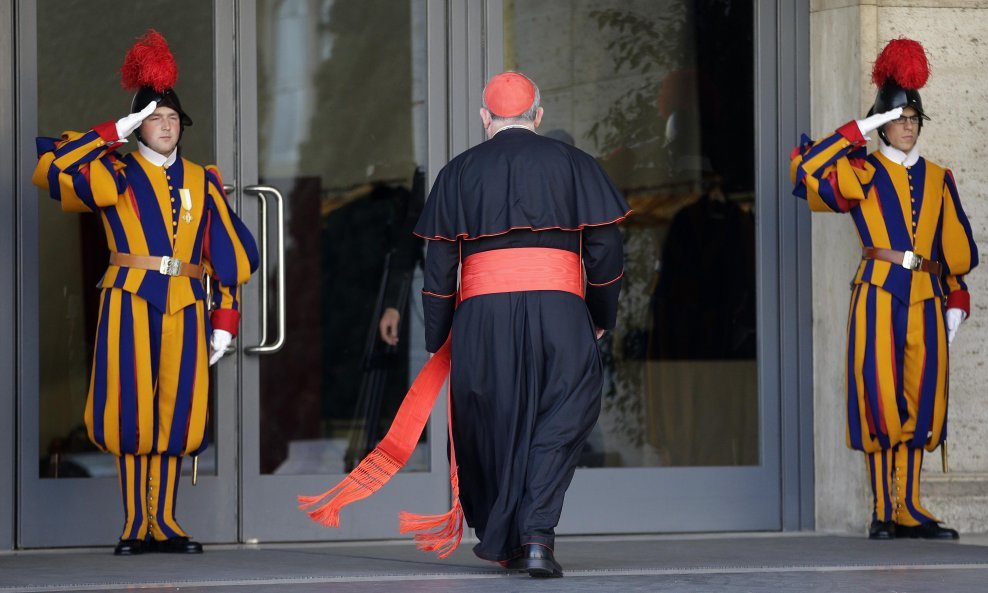 kardinal vatikan švicarska garda