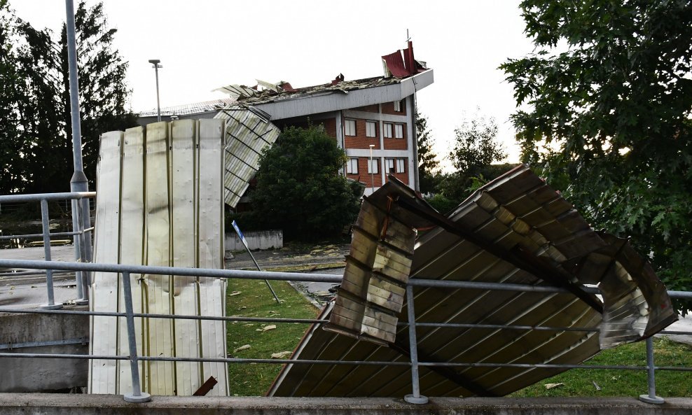 Posljedice orkanskog nevremena u Slavonskom Brodu