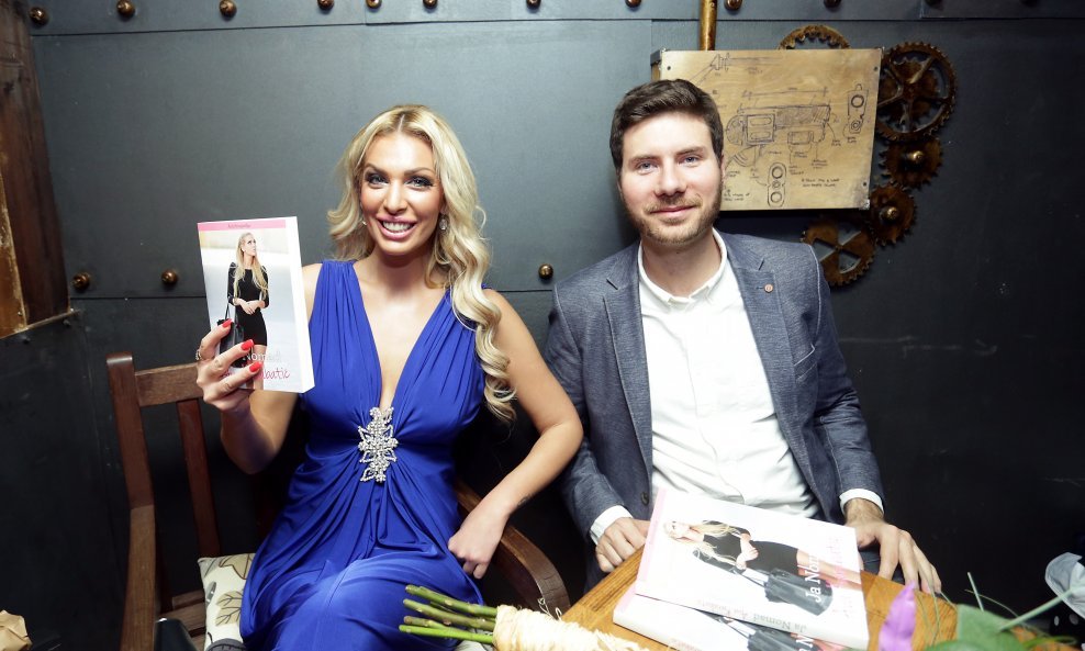 Ivan Pernar i Ava Karabatić na jučerašnjoj promociji njezine autobiografije - ilustrativna fotografija