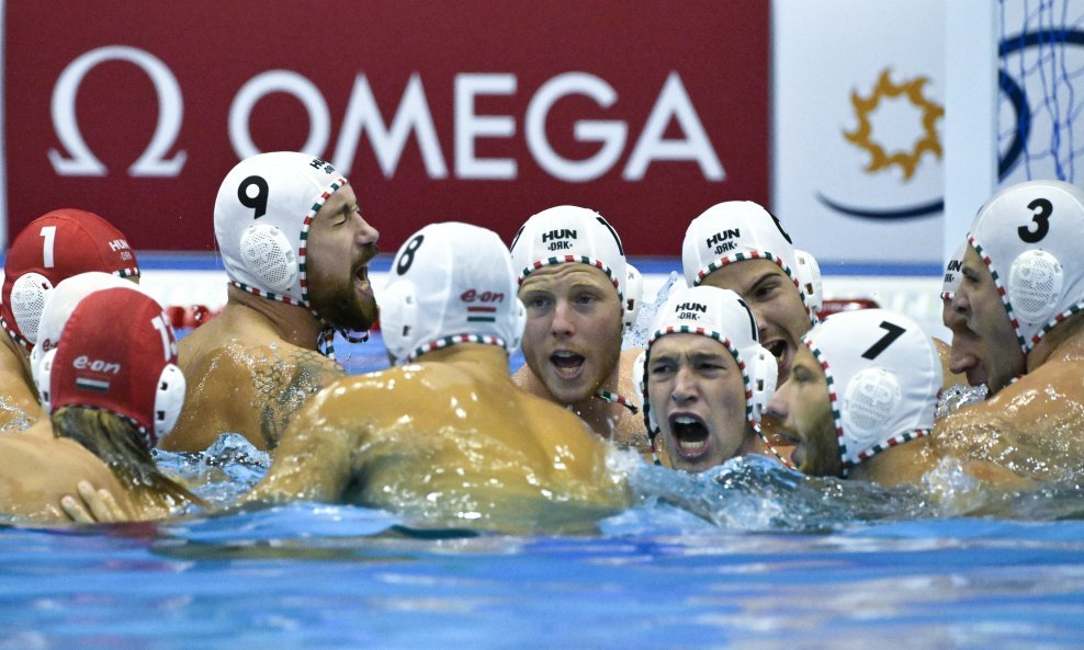 Mađarska vaterpolska reprezentacija slavi ulazak u finale Svjetskog prvenstva