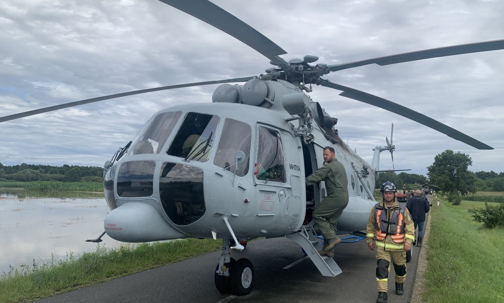 Hrvatski helikopter u Sloveniji