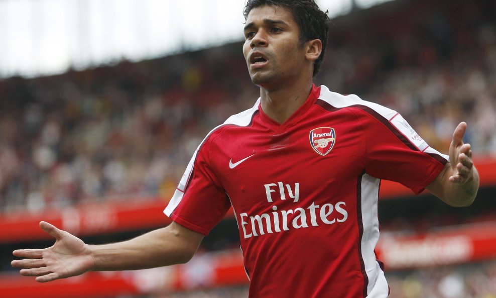 Eduardo da Silva, Arsenal-Rangers 2009 -1